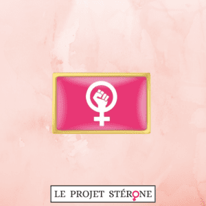 Épinglette rose, symbole de la femme & poing